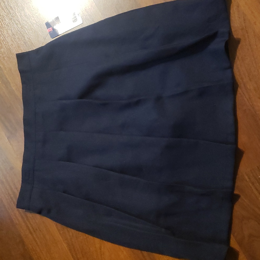 Izod Navy Uniform Skort NWT Size 20.5 Plus